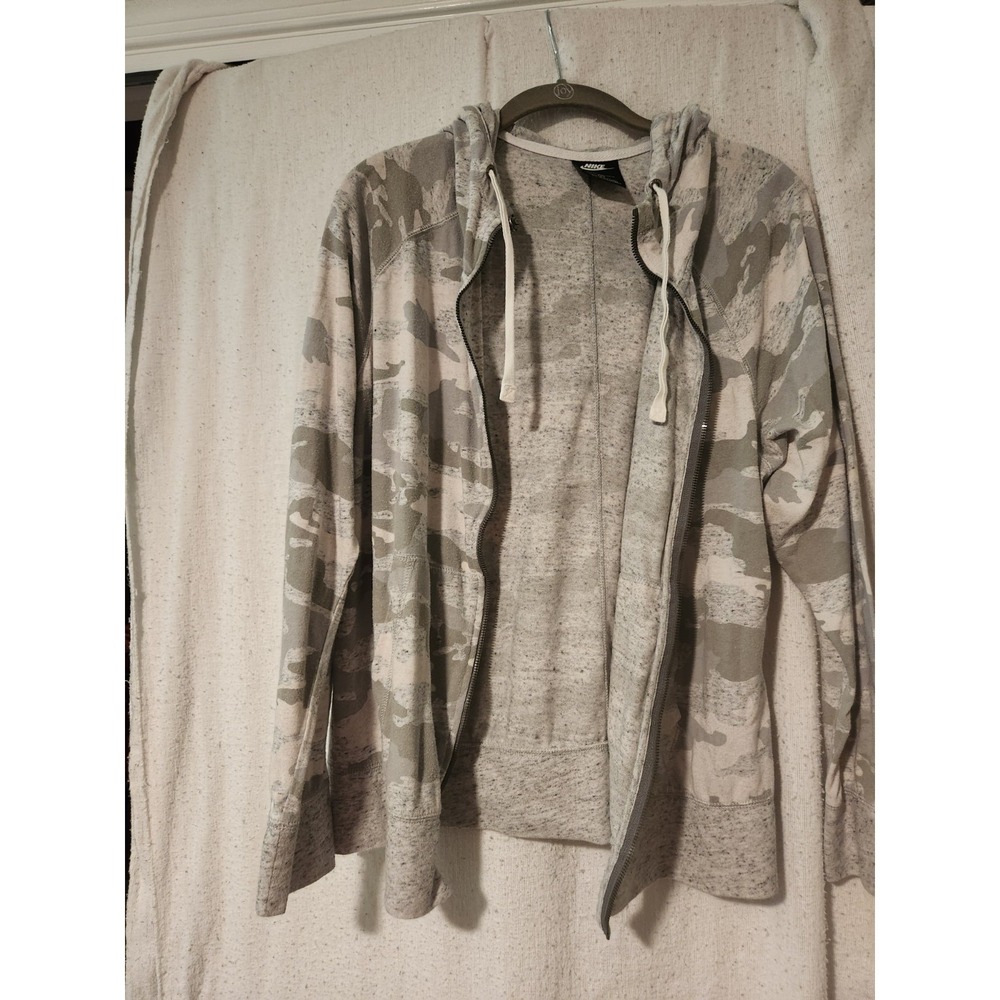 Nike Women's Sportswear Plus Size Icon- Clash Camo Jacket 1X